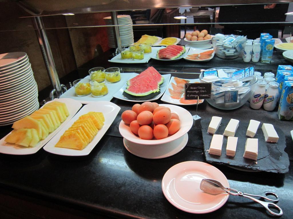 Silken Sant Gervasi Hotell Barcelona Eksteriør bilde